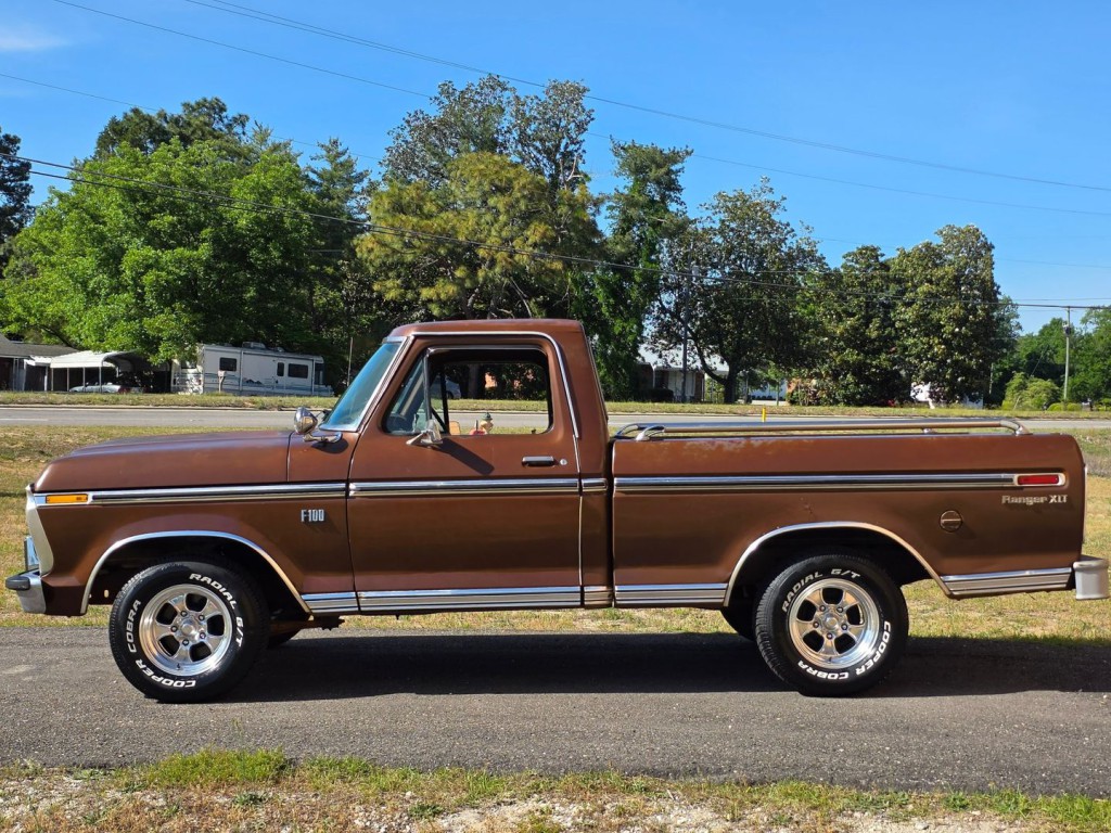 1976 Ford F-100 Image 12