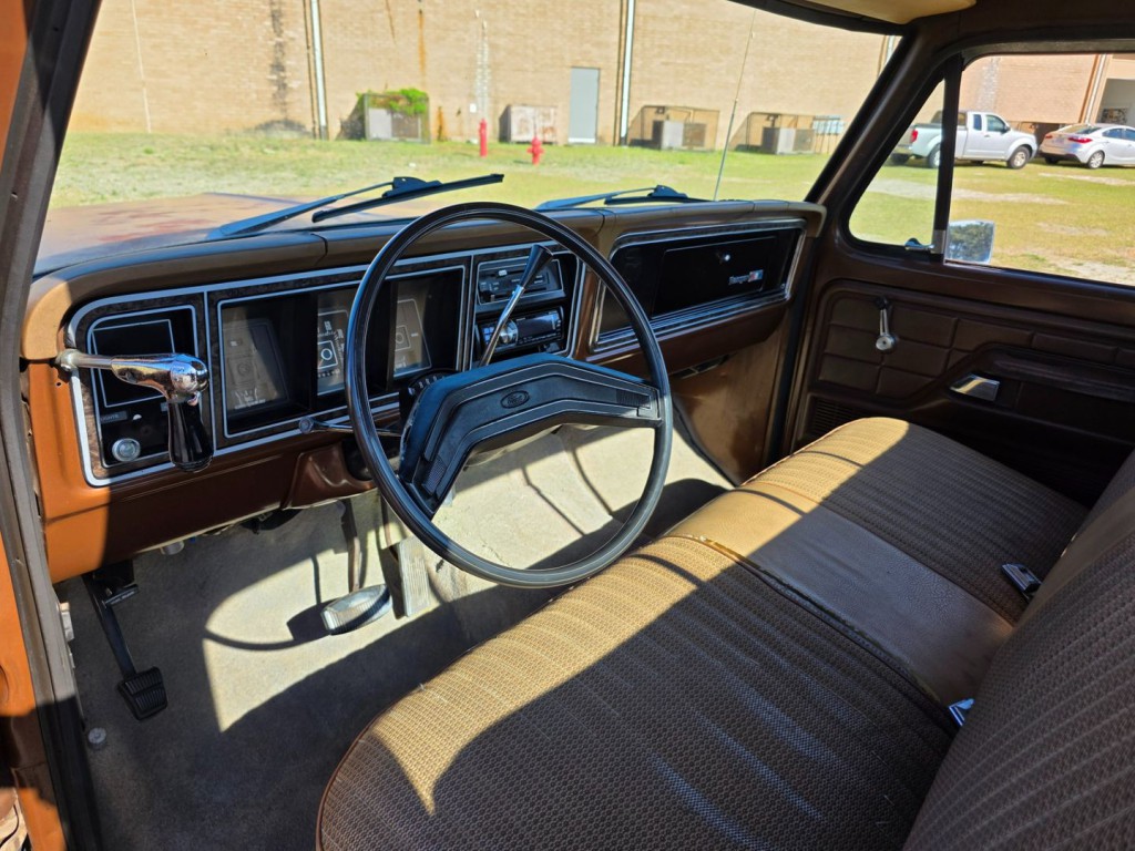 1976 Ford F-100 Image 16