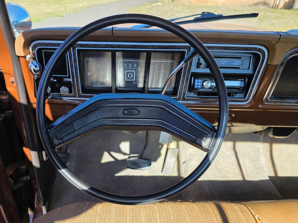 1976 Ford F-100 Image 17