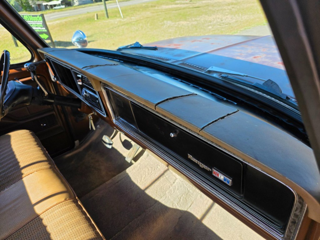 1976 Ford F-100 Image 30