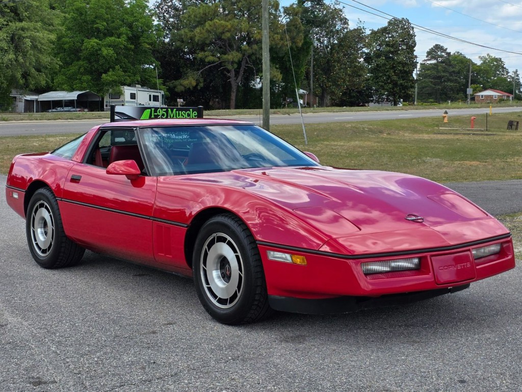 1985 Chevrolet Corvette Image 5