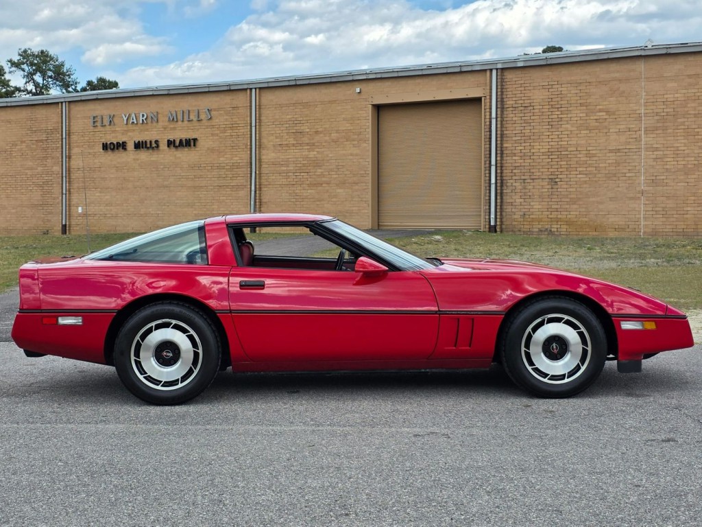 1985 Chevrolet Corvette Image 6