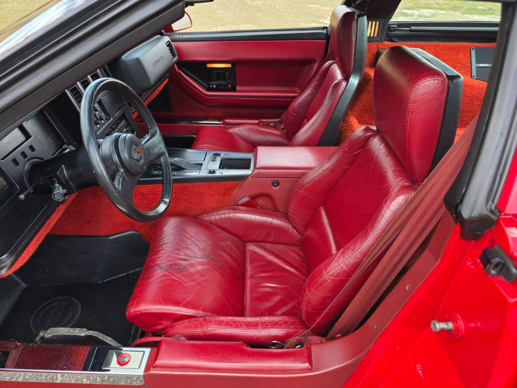 1985 Chevrolet Corvette Image 15