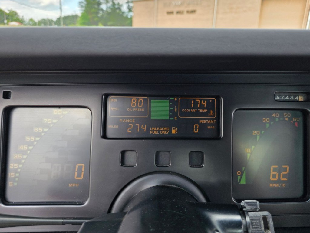1985 Chevrolet Corvette Image 19