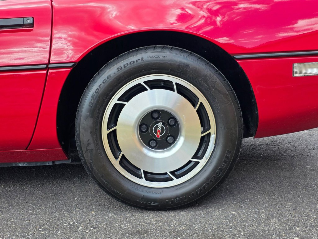 1985 Chevrolet Corvette Image 51