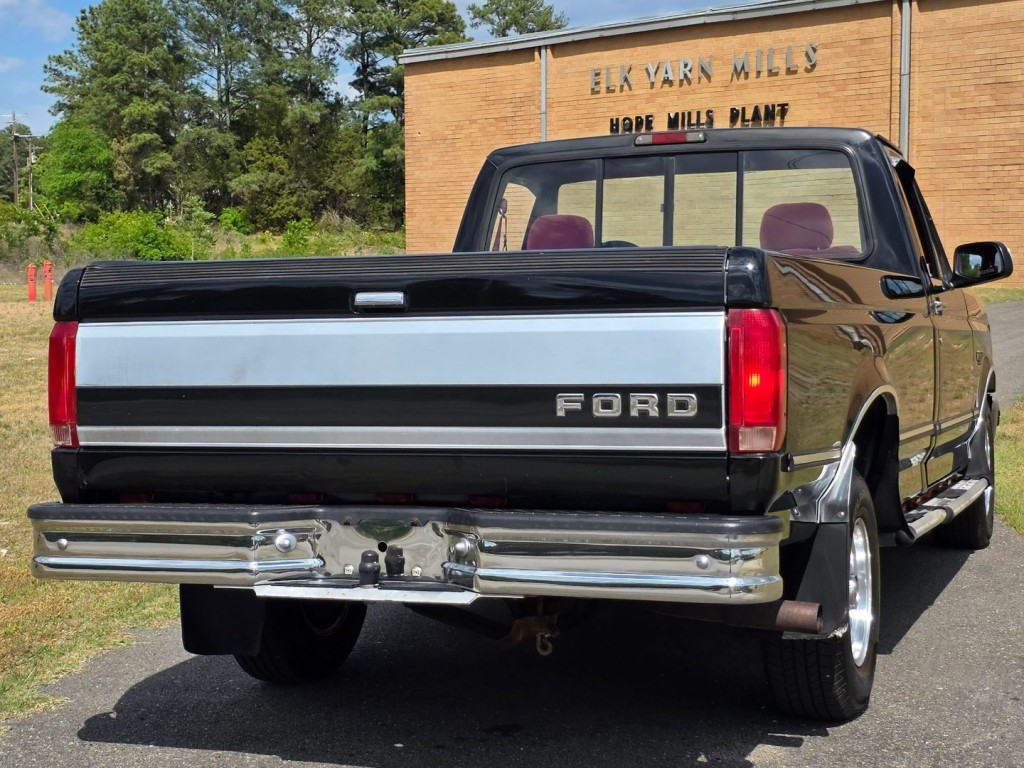 1994 Ford F-150 Image 8