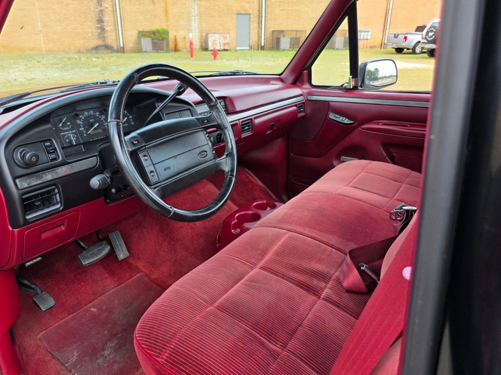 1994 Ford F-150 Image 16