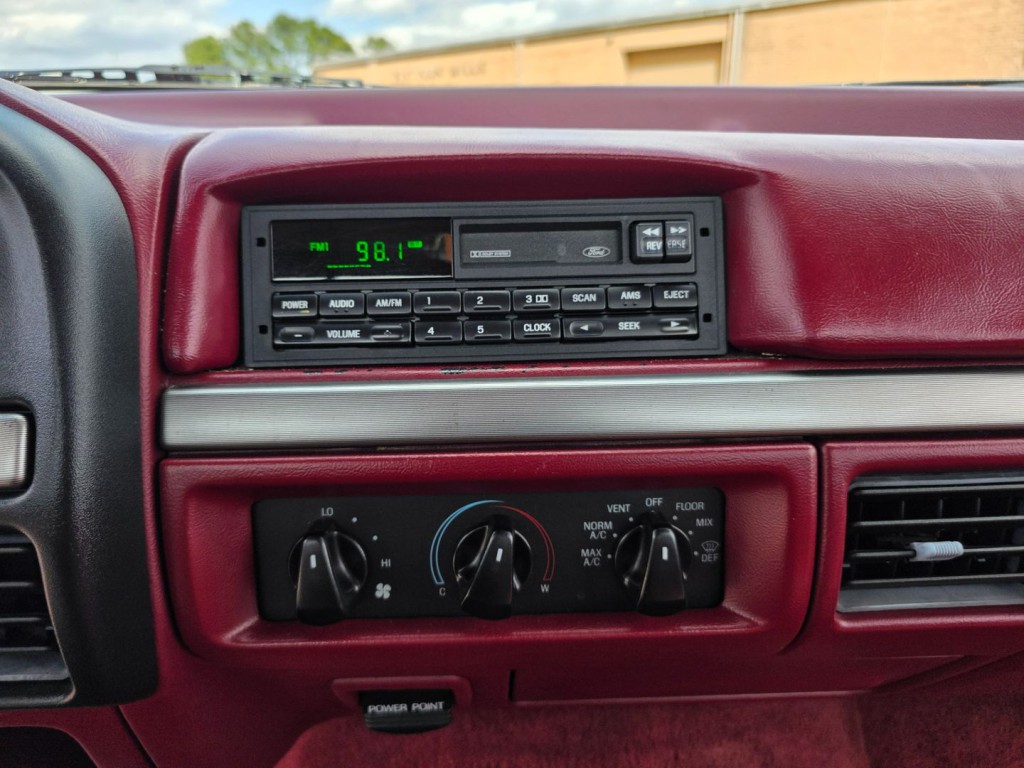1994 Ford F-150 Image 20