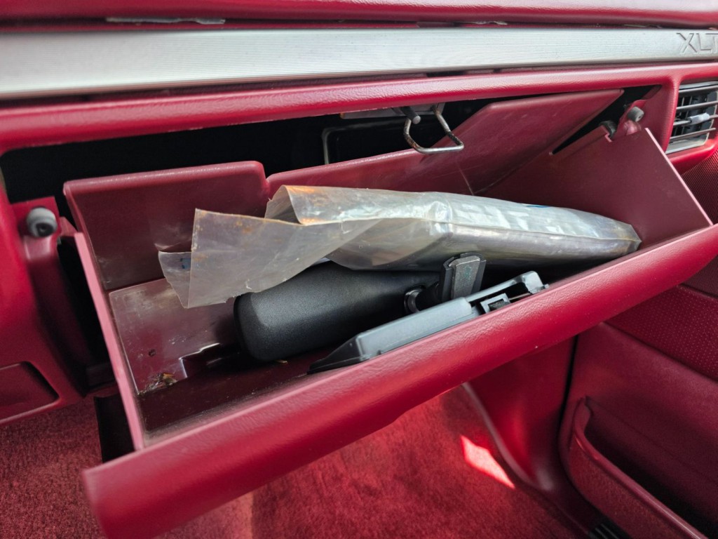 1994 Ford F-150 Image 22