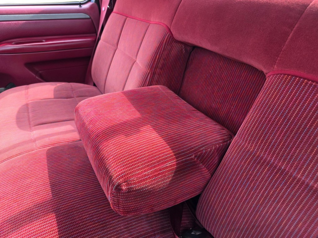 1994 Ford F-150 Image 24