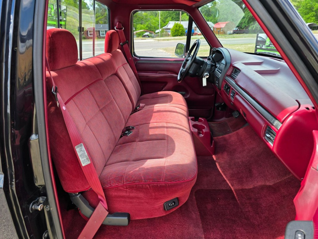 1994 Ford F-150 Image 29