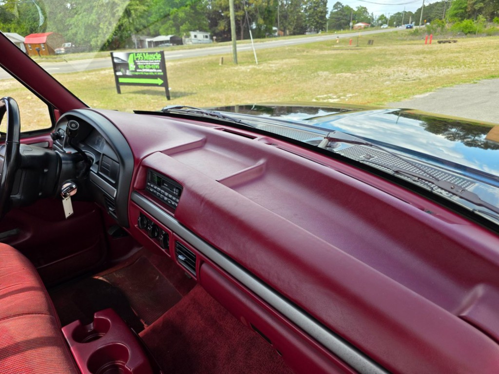 1994 Ford F-150 Image 32