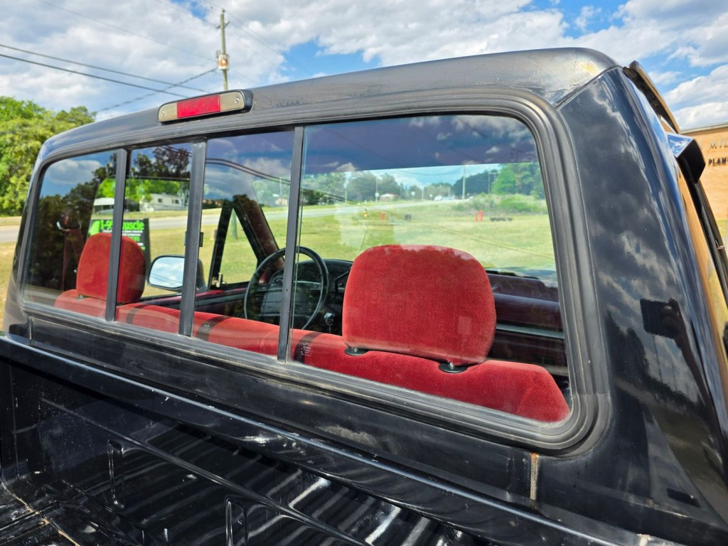 1994 Ford F-150 Image 46