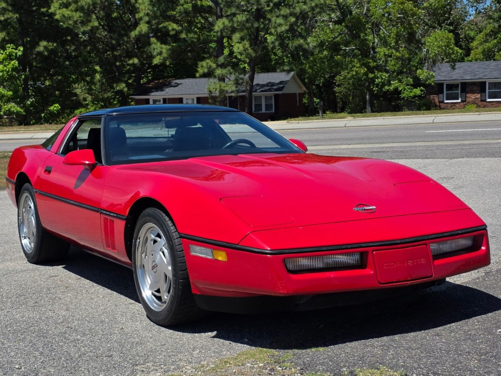 1989 Chevrolet Corvette Image 4