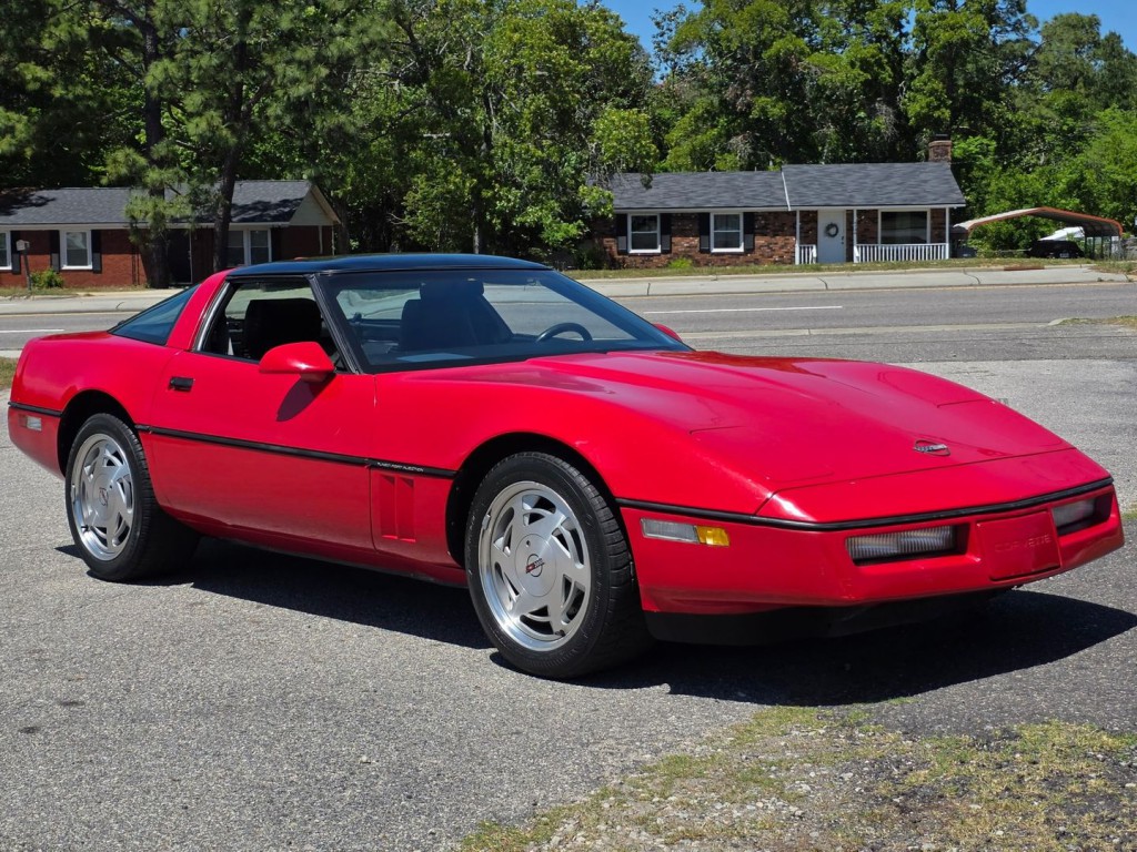 1989 Chevrolet Corvette Image 5