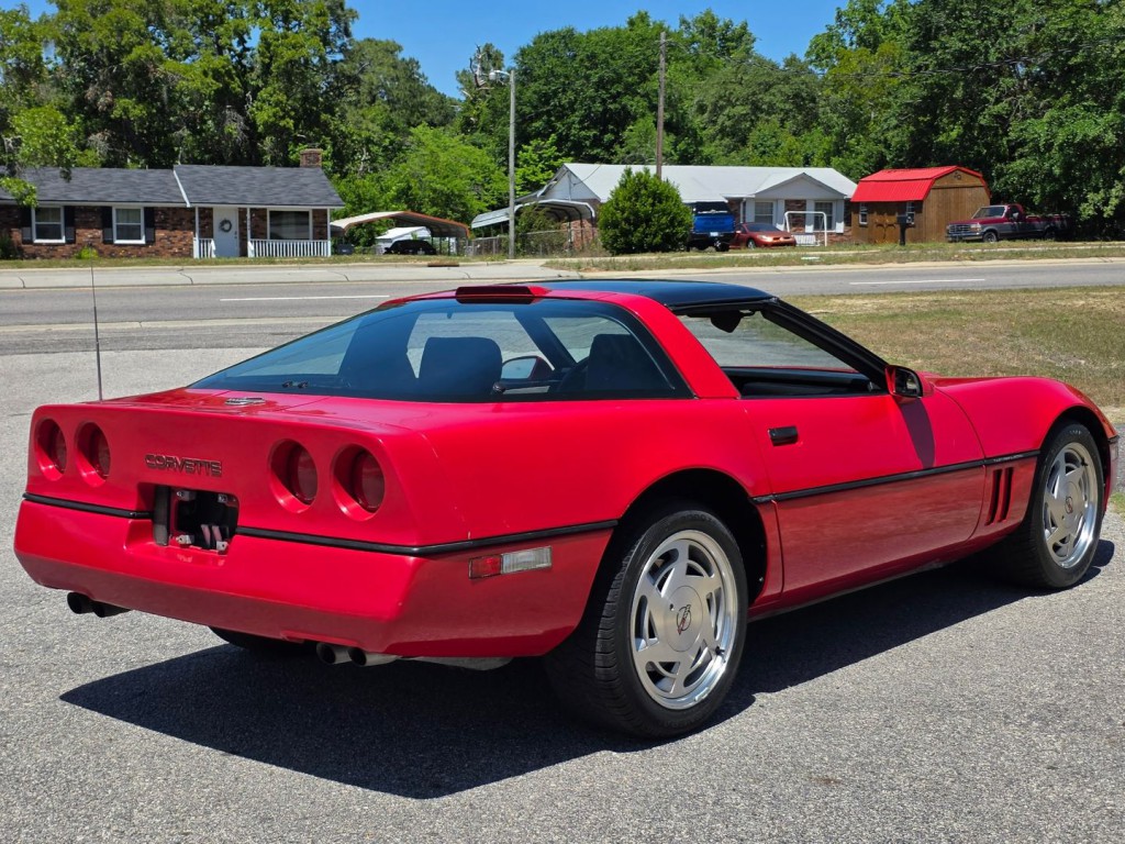 1989 Chevrolet Corvette Image 7
