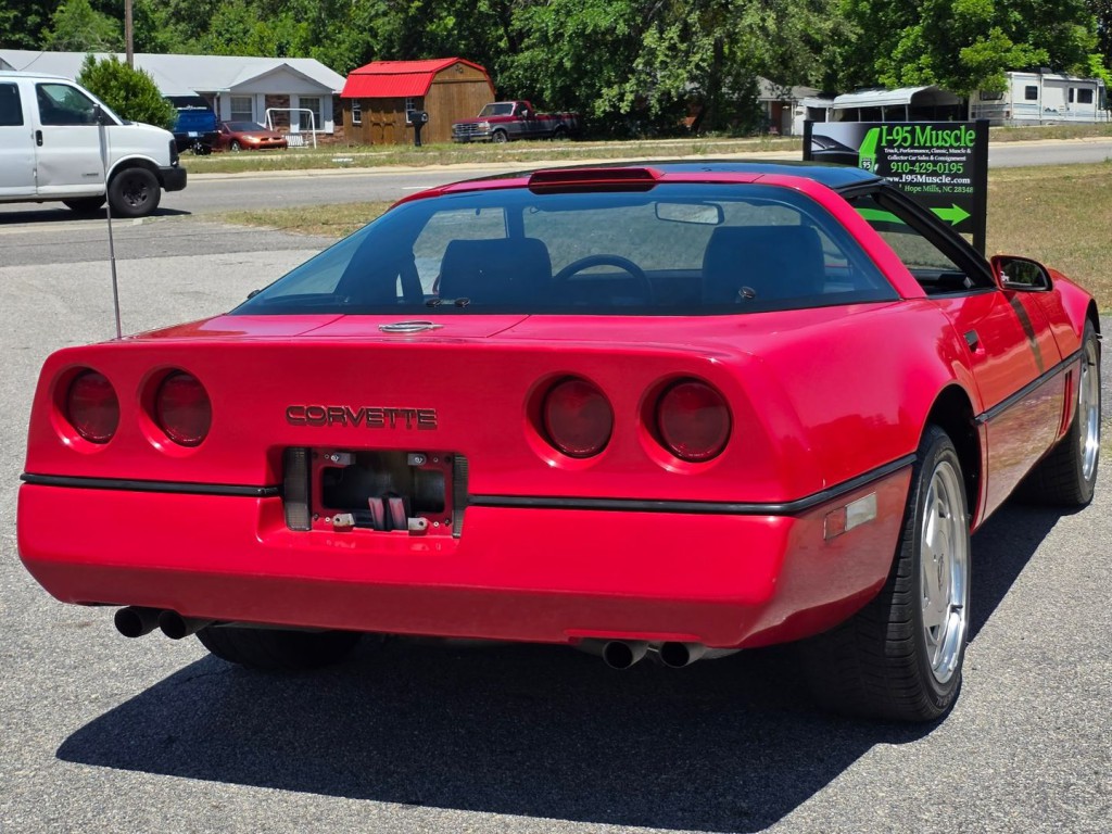1989 Chevrolet Corvette Image 8