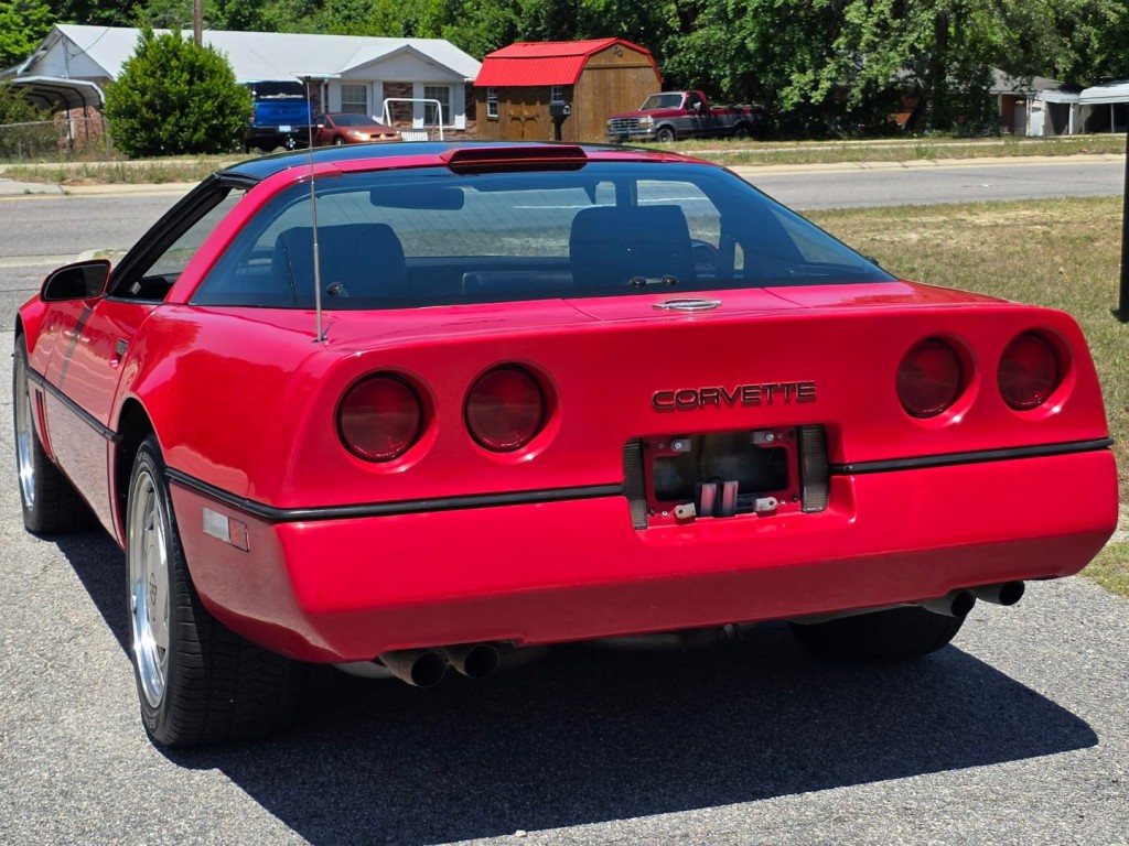 1989 Chevrolet Corvette Image 10