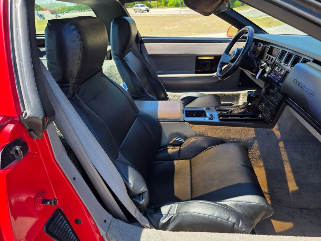 1989 Chevrolet Corvette Image 31