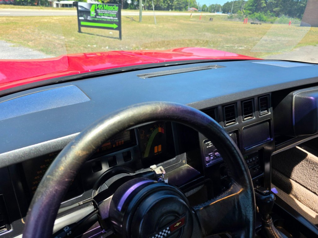 1989 Chevrolet Corvette Image 35