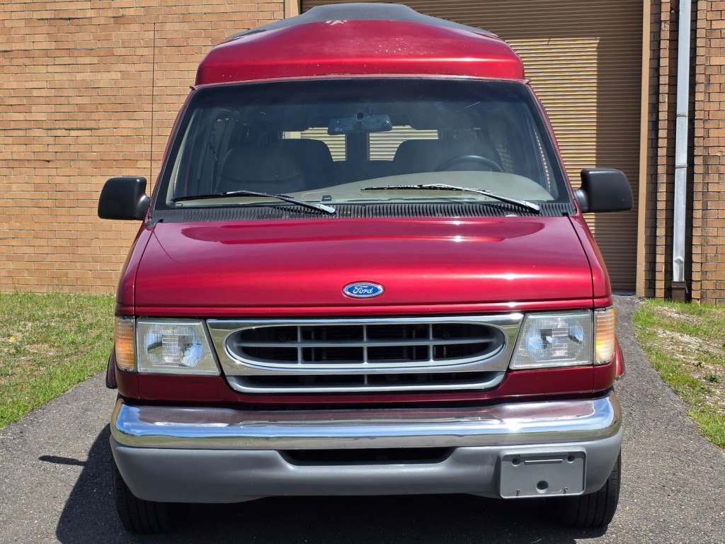 1997 Ford Econoline Image 3