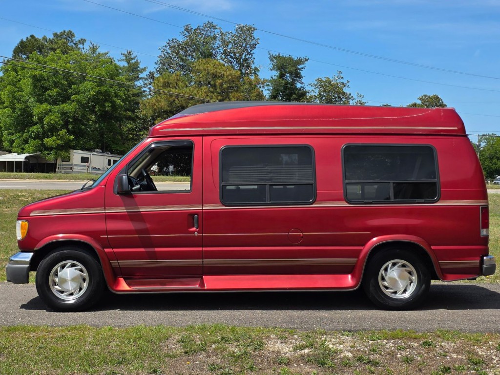 1997 Ford Econoline Image 12