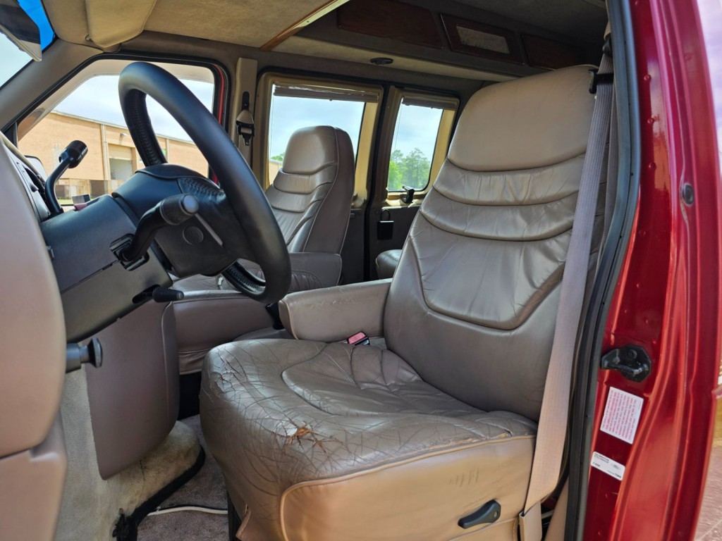 1997 Ford Econoline Image 14