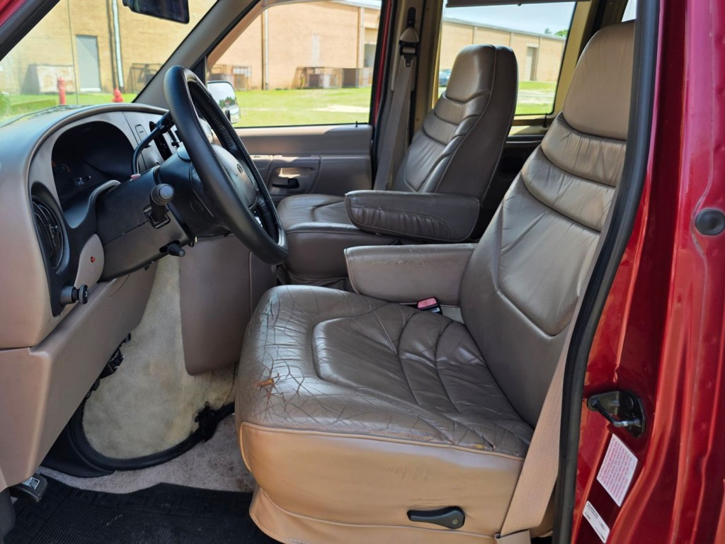 1997 Ford Econoline Image 15