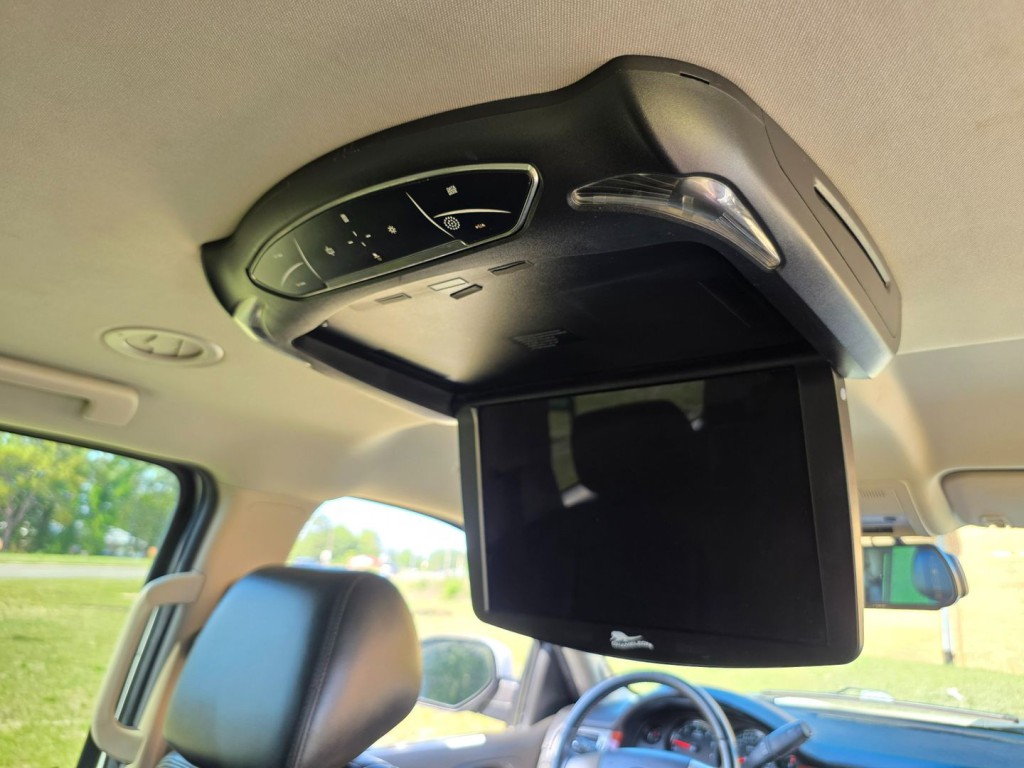 2013 Chevrolet Suburban Image 33