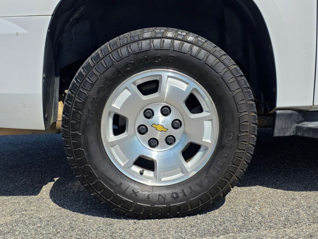 2013 Chevrolet Suburban Image 54
