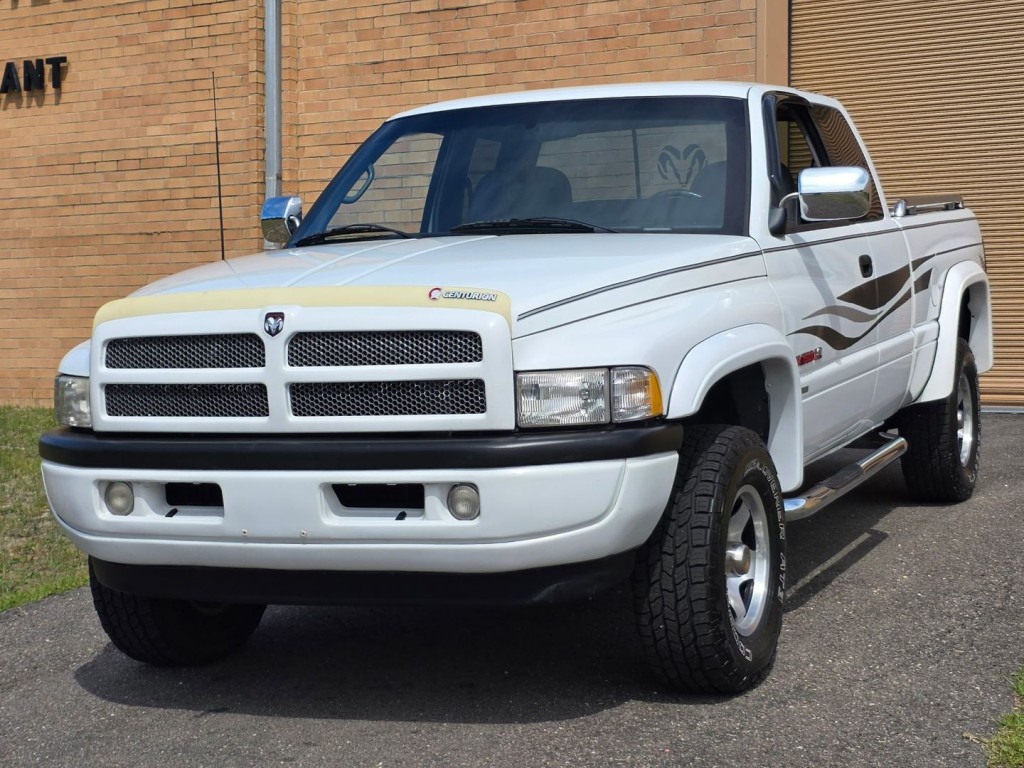 1997 Dodge Ram 1500 Image 2