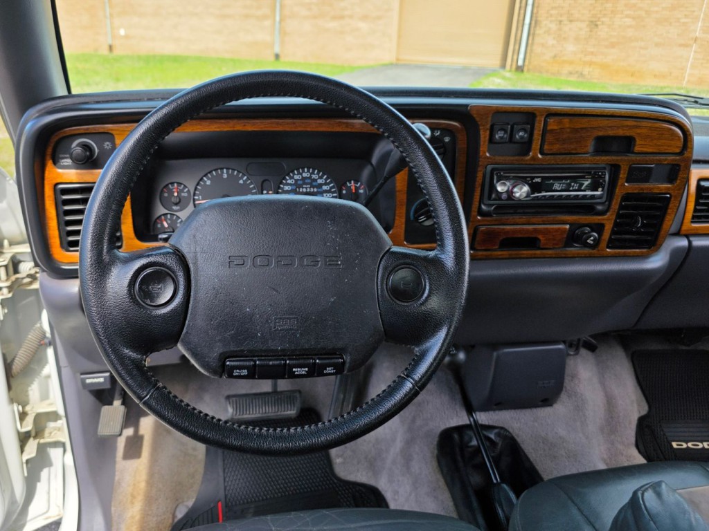 1997 Dodge Ram 1500 Image 17