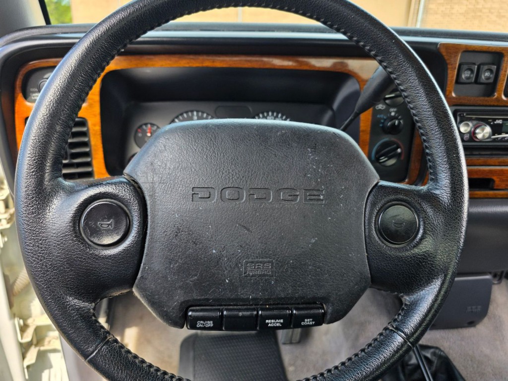 1997 Dodge Ram 1500 Image 18