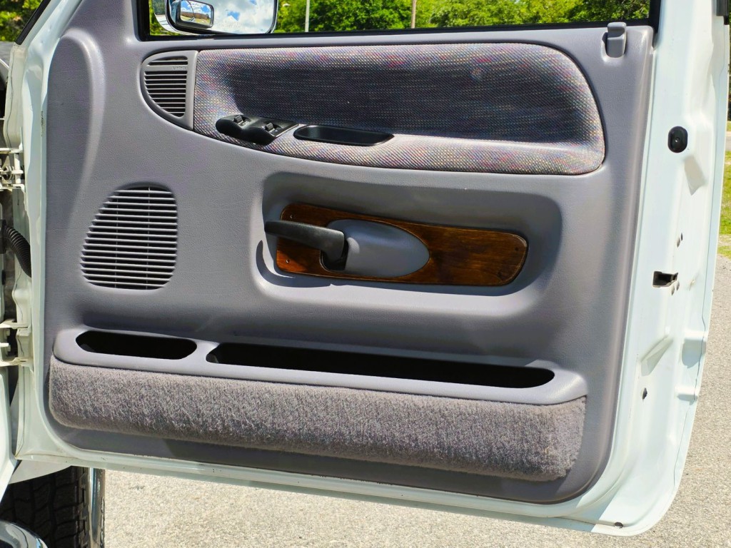 1997 Dodge Ram 1500 Image 39