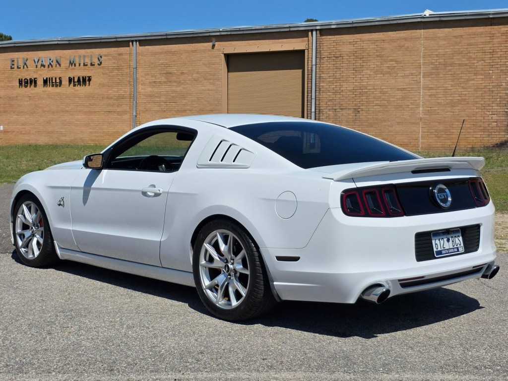 2014 Ford Mustang Image 11