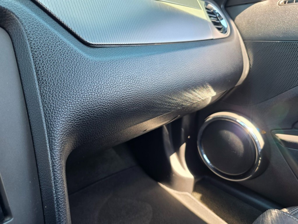 2014 Ford Mustang Image 22