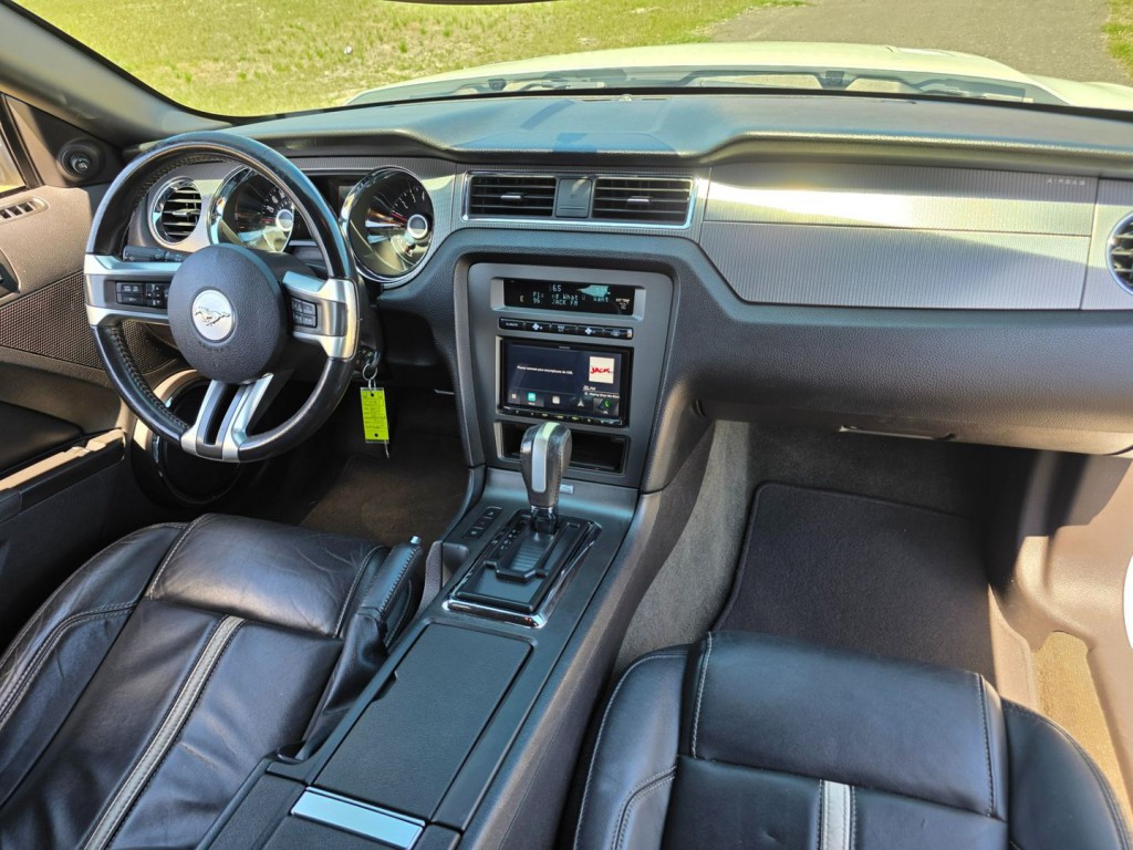 2014 Ford Mustang Image 33
