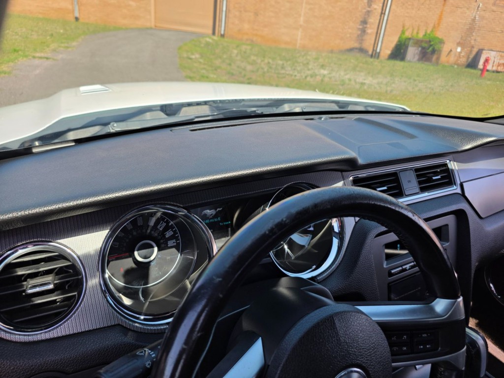 2014 Ford Mustang Image 35