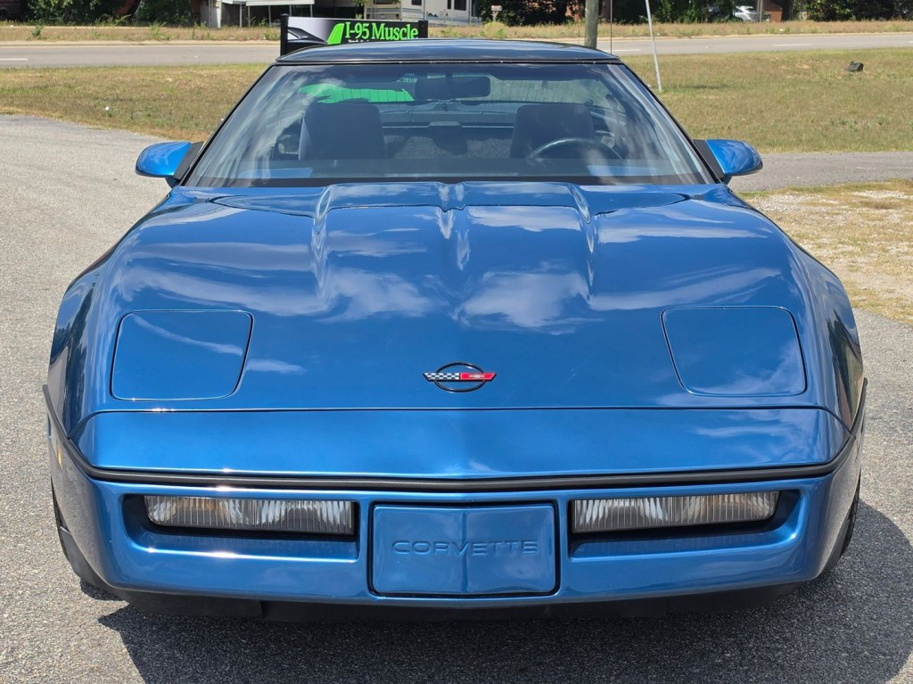 1987 Chevrolet Corvette Image 3