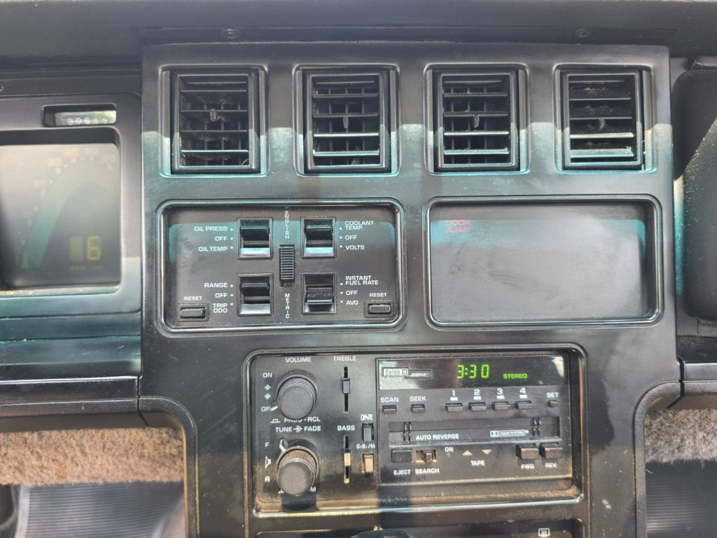 1987 Chevrolet Corvette Image 21