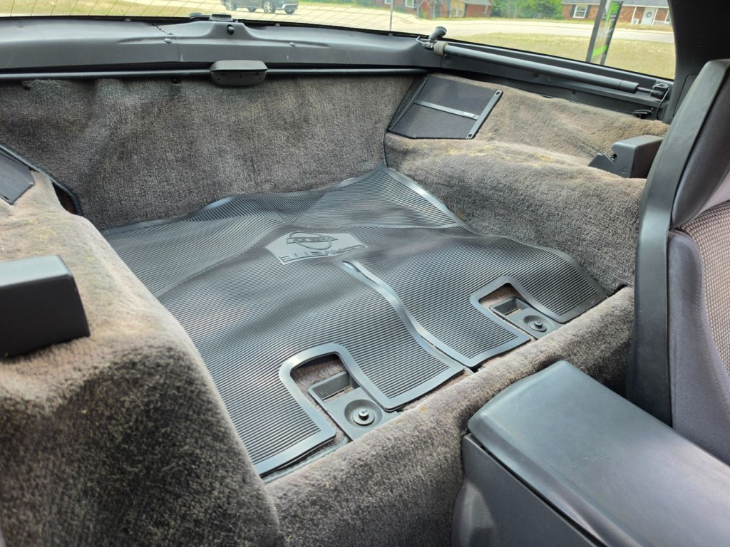 1987 Chevrolet Corvette Image 29