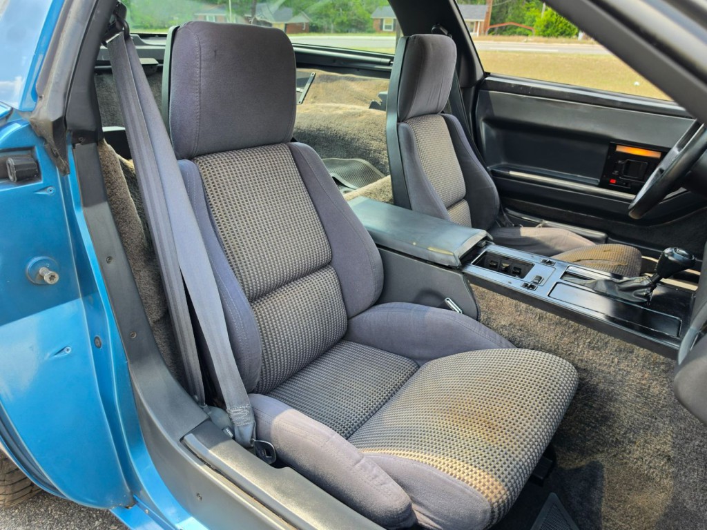 1987 Chevrolet Corvette Image 30
