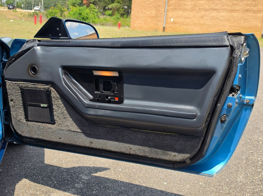 1987 Chevrolet Corvette Image 39