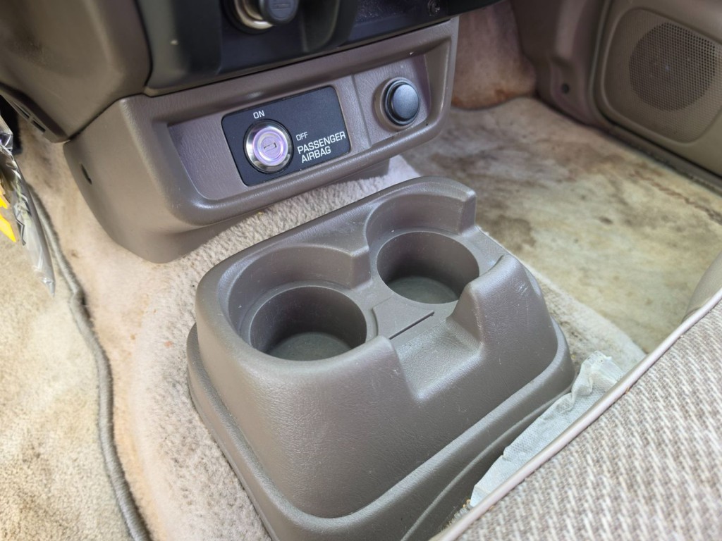 1999 Nissan Frontier Image 23