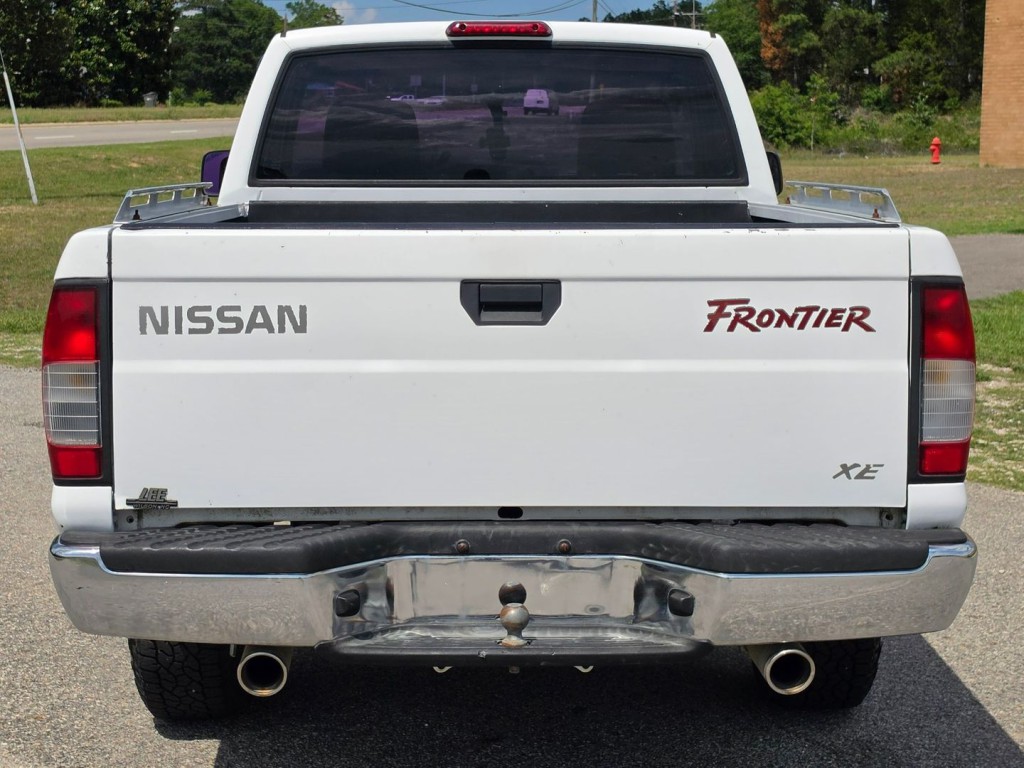 1999 Nissan Frontier Image 40