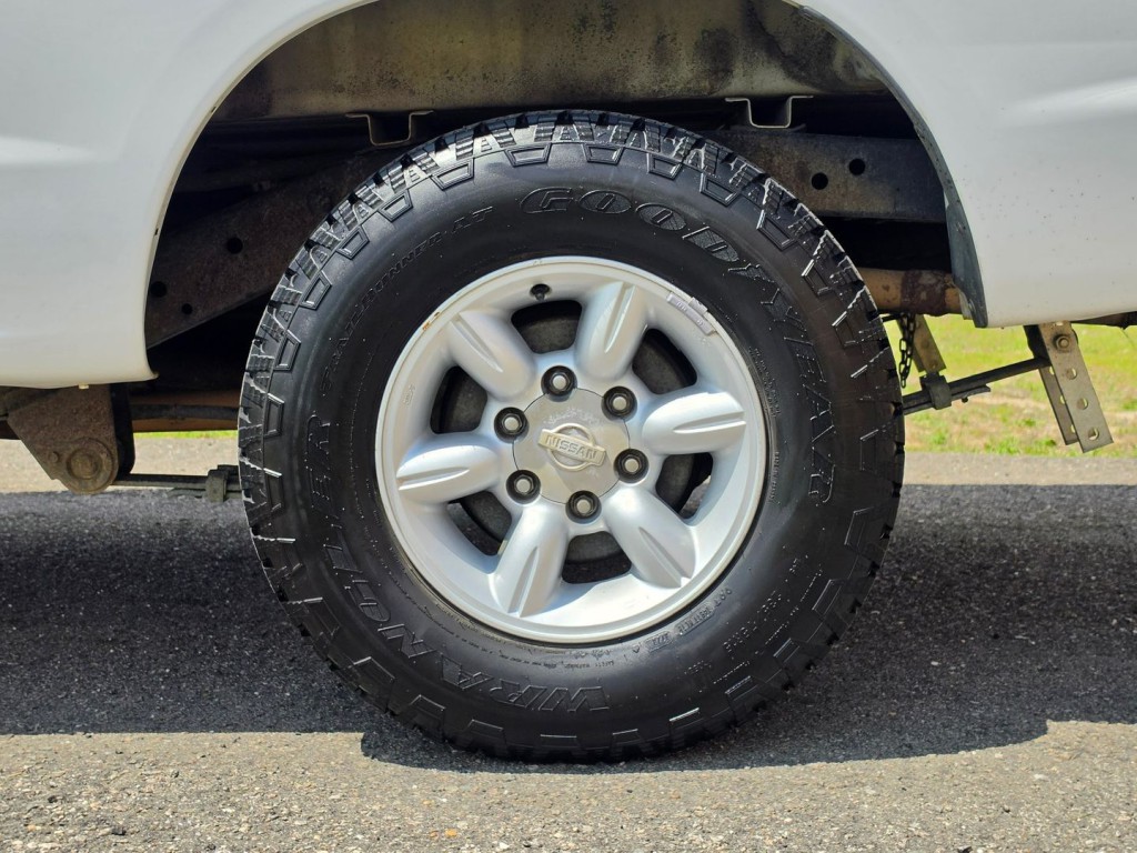 1999 Nissan Frontier Image 46