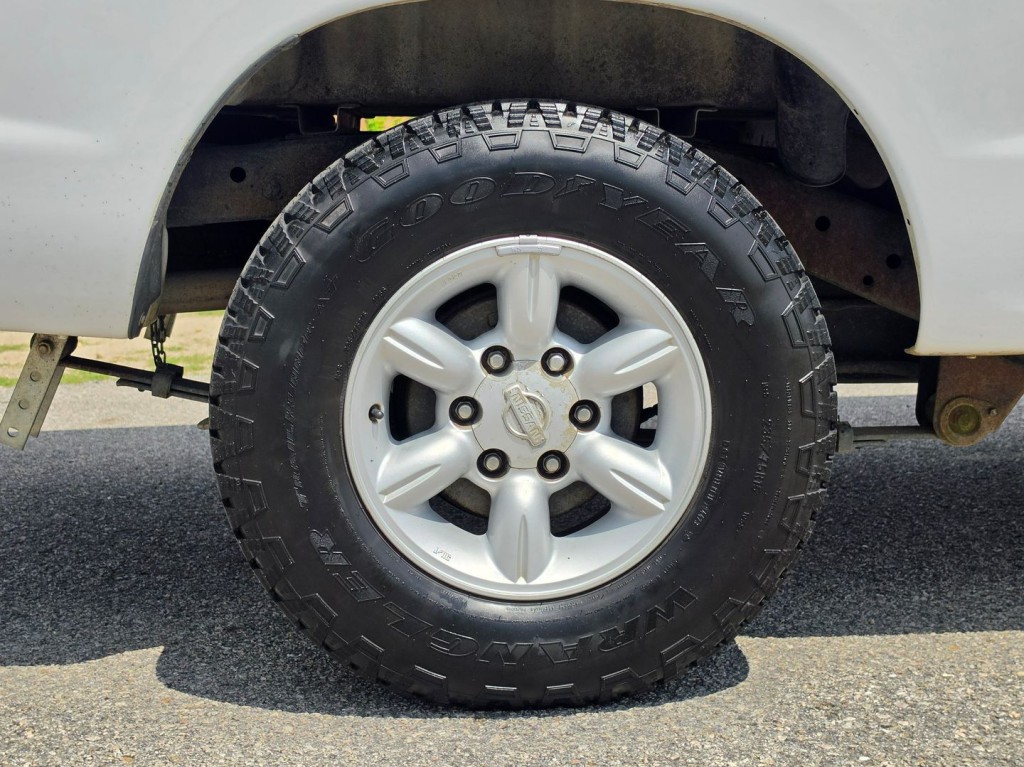 1999 Nissan Frontier Image 47