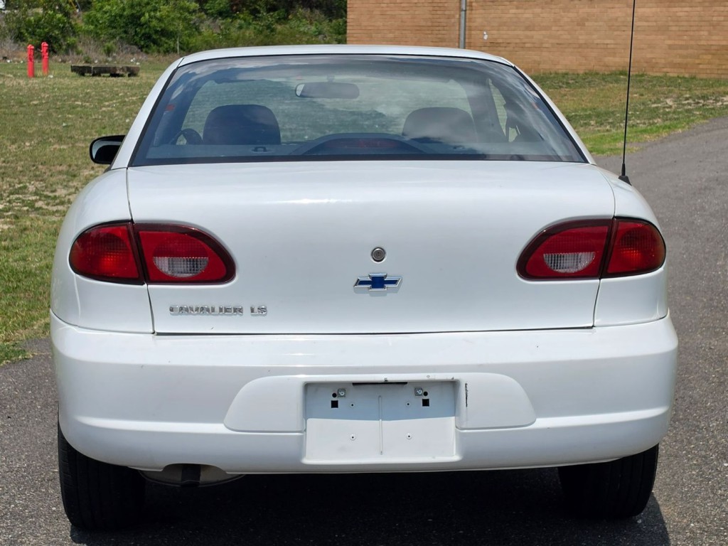 2002 Chevrolet Cavalier Image 9