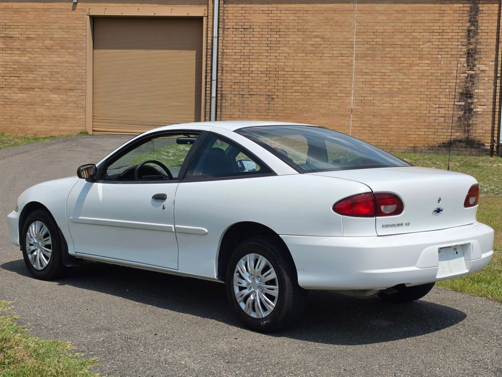 2002 Chevrolet Cavalier Image 11