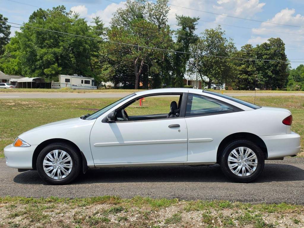 2002 Chevrolet Cavalier Image 12